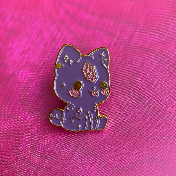 Celestial Gem Cat Enamel Pin - Picture 3 of 5